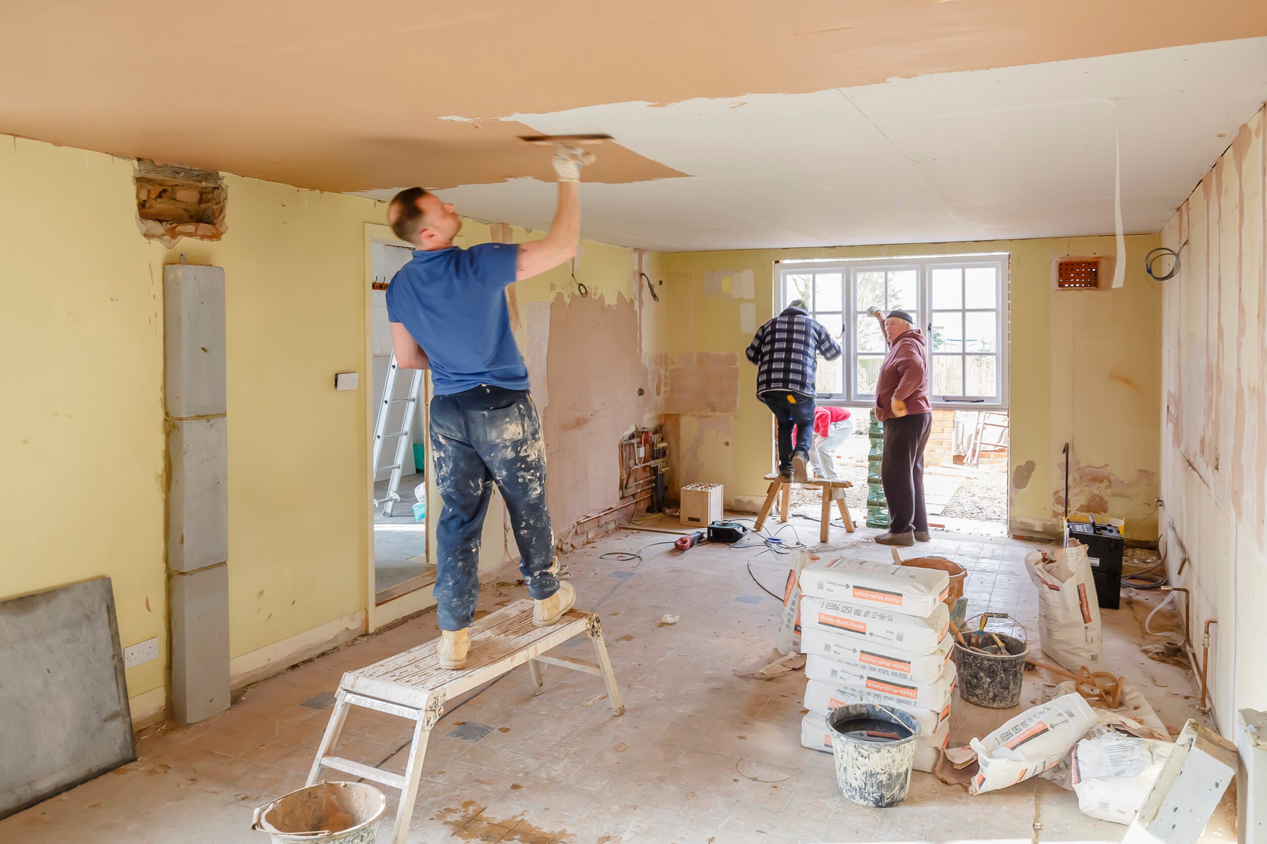 Field Service Software: Cost-Saving Benefits for Remodeling Professionals